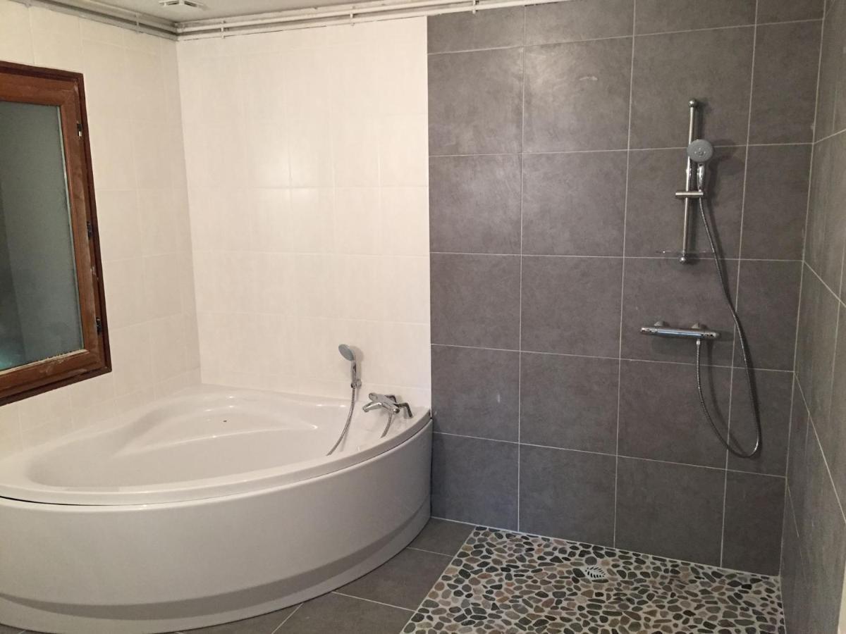 Maison Spacieuse Tout Confort Meilhan  エクステリア 写真